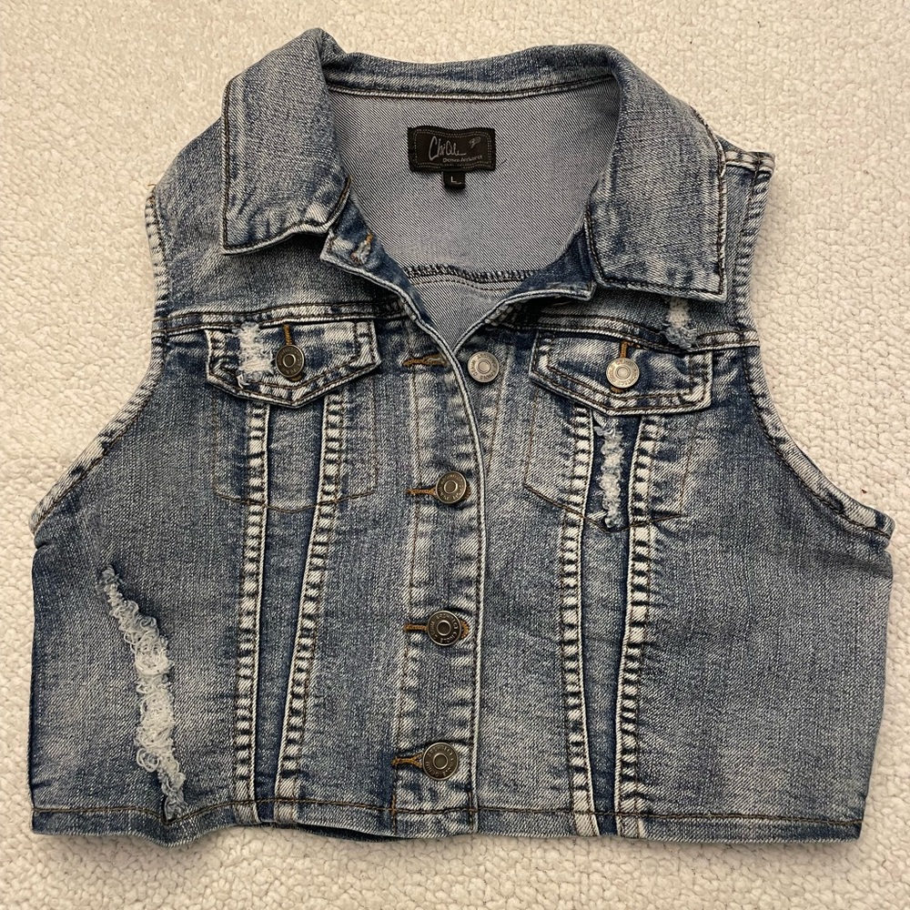 Denim Vest with Distressed Details ‘Chiqle Denim Architect’